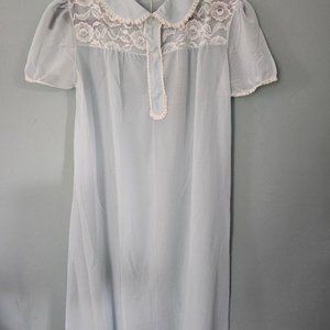 80's nylon lace trimmed night dress / gown